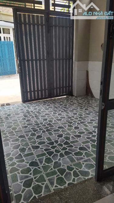 Nhà 3 Tầng hẻm 1/ ngắn Nguyễn Ảnh Thủ HT DT 5x14m Giá 5 tỷ 5 còn TL: - 4