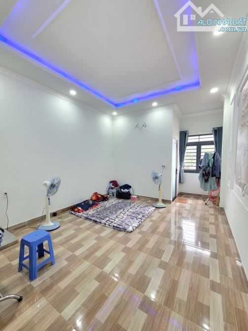 5,8Tỷ TL🔥Bán nhà 1 Trệt 3 Lầu Hoàn Công_KDC gần QL1k_Gần làng đại học p.Bình An, Tp.Dĩ An - 4