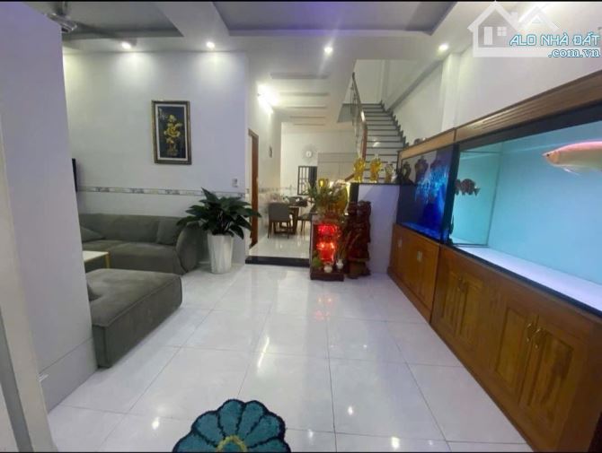 🔥 NHÀ ĐẸP  2 TẦNG - NGANG 6,6M - HẺM XE HƠI – GẦN BCONS GARDEN DĨ AN - CÒN 4,45 TỶ. - 4