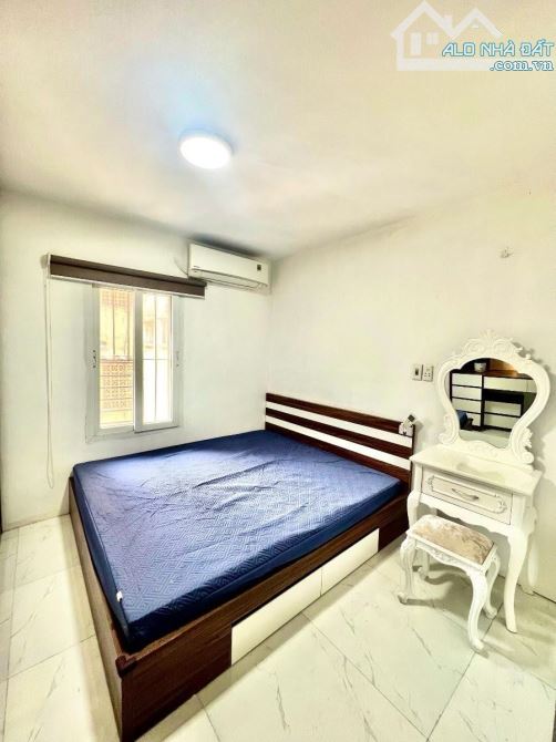 BÁN CĂN HỘ TT ĐỒNG XA, MAI DỊCH - LÔ GÓC - VIEW MẶT PHỐ - 31/70M2 - 3.68 TỶ - 4