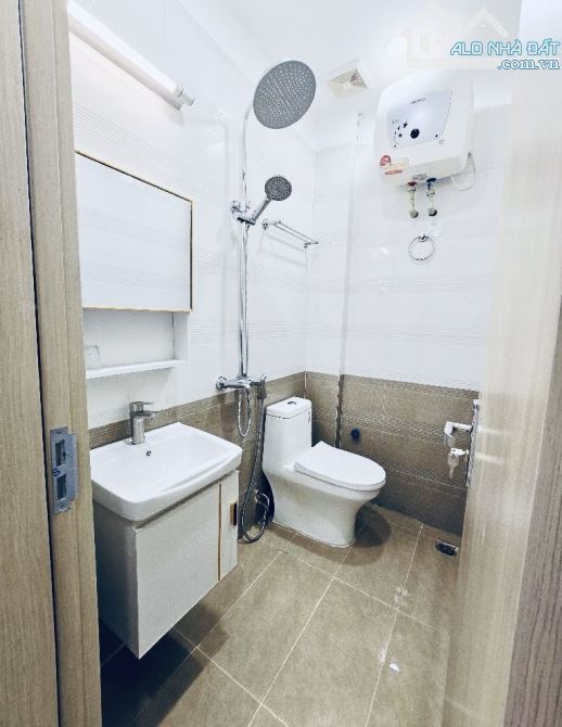 KHÚC THỪA DỤ - THỌ THÁP - DÂN XÂY - FULL NỘI THẤT - DT 30M * 5 TẦNG - 4
