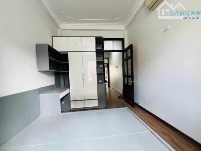 Phân Lô Oto, 2 Mặt Ngõ, Phố Ngọc Thuỵ 40m x5t Chỉ 8.2tỷ. Có TL - 4