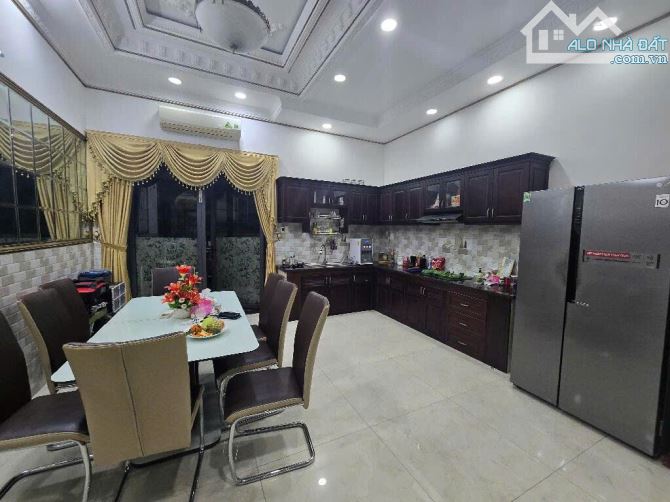 Bán nhà MT Dương Cát Lợi, TT Nhà Bè. 124m2 - ngang 5m, full nội thất, hơn 11 tỷ. - 5