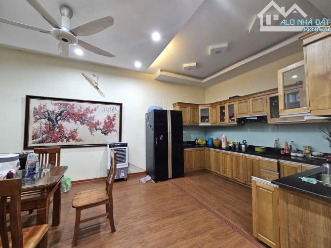💥 Cực Hiếm Biệt Thự Lạc Long Quân - DT 150m²×5 Tầng- Gara Ô Tô Trong Nhà - Dạo Bộ Hồ Tây✅ - 5