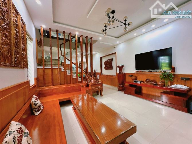 BÁN NHÀ NGUYỄN THỊ SÁU - HÒA XUÂN - NHÀ CHIA 2 GIAN VỪA Ở VỪA CHO THUÊ - CHỦ NHÀ THẦU XÂY - 5