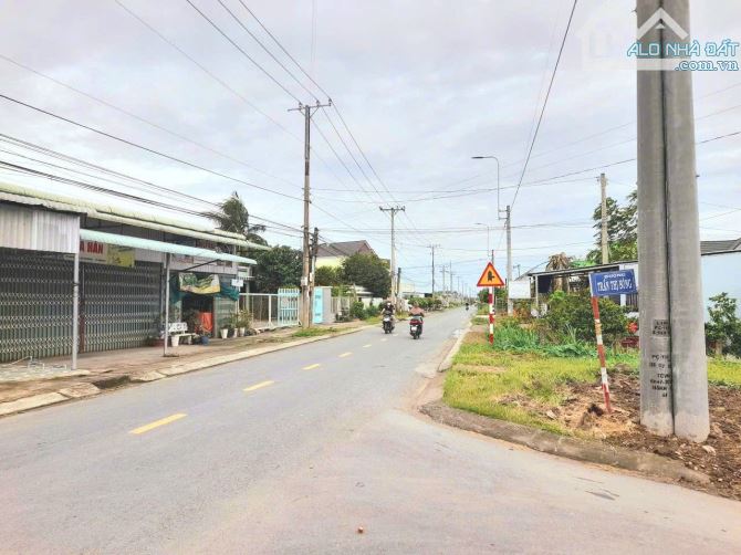 Quá đẹp, 261m2 đất thổ góc 2 mặt tiền 10x 26m chỉ 790tr - 5