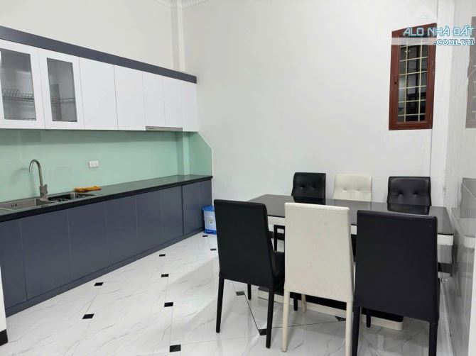 Nhà phân lô Hai Bà Trưng, 5m ra oto đỗ, có khe thoáng sáng, DT 45m2, giá bán 11.69 tỷ. - 5