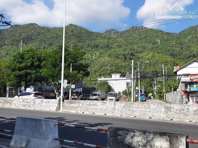 Lô góc đất mặt tiền Đại lộ Nguyễn Tất Thành, Phước Đồng, Nha Trang. Diện tích 1.072m2. - 5