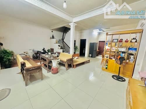 Bán nhà Nhật Tảo, Bắc Từ Liêm, 125m2, 3 tầng, mặt tiền 8.2m, giá 27.5 tỷ  SIÊU PHẨM PHÂN L - 5