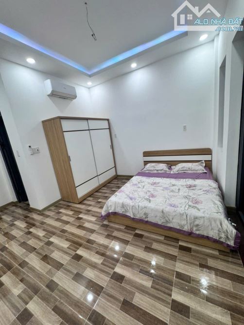 Nhà Tx24 gần đường Tô Ngọc Vân , 1 trệt 2 lầu ( 3PN - 4WC ) Q12 - 6
