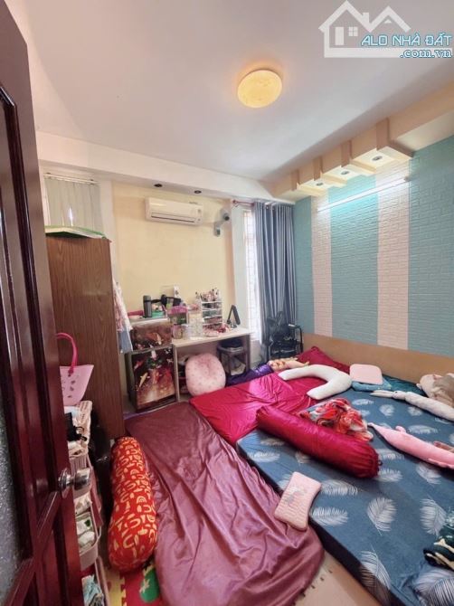 Mặt tiền kinh doanh, 4 tầng, 4m x 20m, khu phân lô, ngay chợ Hạnh Thông Tây - 6