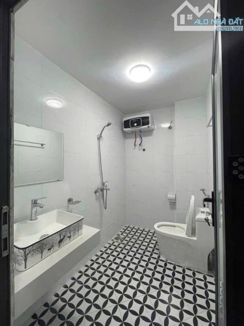 Nhà phân lô Hai Bà Trưng, 5m ra oto đỗ, có khe thoáng sáng, DT 45m2, giá bán 11.69 tỷ. - 6