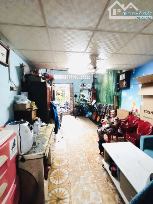 NHÀ ĐẸP GIÁ TỐT – HẺM 4M THÔNG HÒA BÌNH – GẦN VÒNG XOAY ĐẦM SEN – CHỈ 4.X TỶ - 6