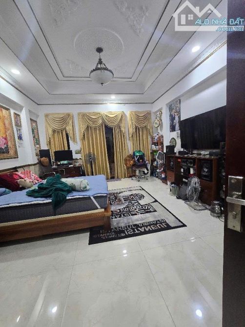 Bán nhà MT Dương Cát Lợi, TT Nhà Bè. 124m2 - ngang 5m, full nội thất, hơn 11 tỷ. - 7