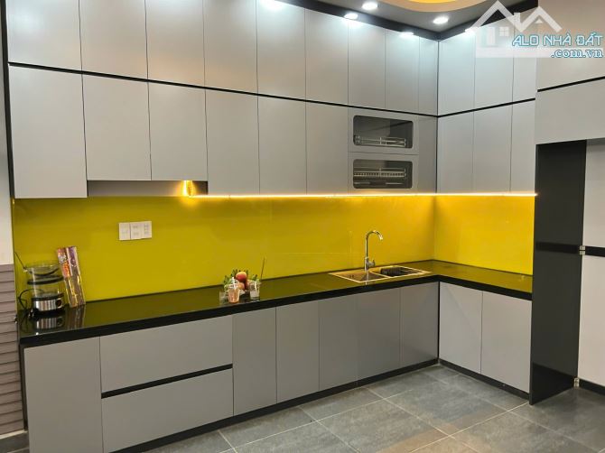 Bán Nhà HXT 6m. Hẻm 385 Lê Văn Thọ P.8-GV: DT: 4x21m. cn81m2. Nhà 1 Trệt 2 Lầu GIÁ 10.8TỶ - 7