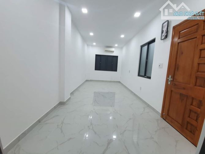 Bán nhà mặt đường số 6 P Bình Trưng Đông Quận 2 cũ gần ngay chợ Tân Lập (163m2) 23 tỷ - 7