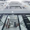 Hàng hiếm Long Biên, nhà 5 tầng mới đẹp, ô tô đỗ cổng, có bãi đỗ xe ngày đêm, giá hơn 5 tỷ