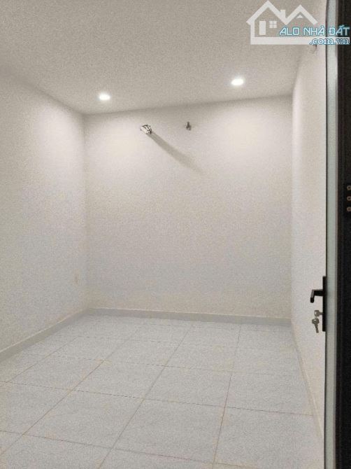 NHÀ ĐẸP HÓC MÔN ĐÔNG THẠNH 2- 107m² nhà mới,chỉ 3,99 tỷ.