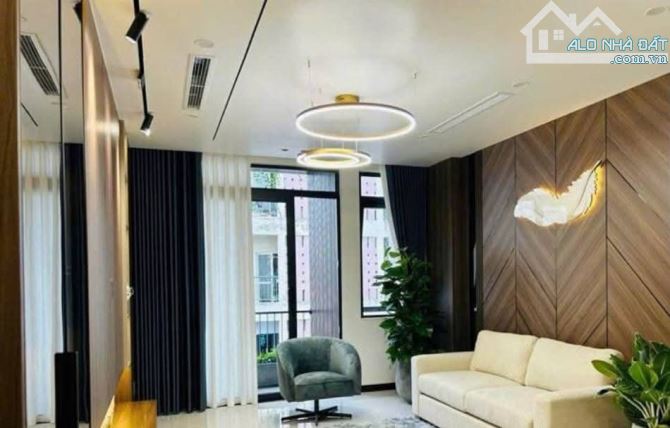 Bán nhà 7 tầng tuyến 2 Lê Hồng Phong , Gua Viên , Ngô Quyền