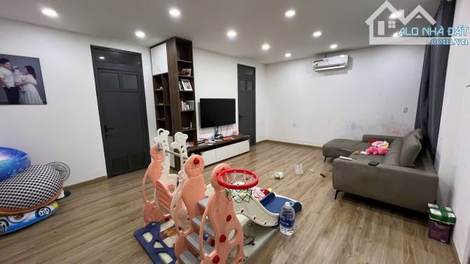 CẦN TIỀN GIẢI QUYẾT CÔNG VIỆC ĐÀNH BÁN GẤP CĂN NHÀ PHƯỜNG NHA TRANG