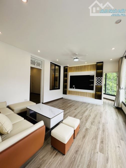 BÁN NHÀ TT CAO CẤP 357 TAM TRINH – 120M² – 3 NGỦ – LÔ GÓC 3 THOÁNG – OTO ĐỖ CỬA – 4.x TỶ
