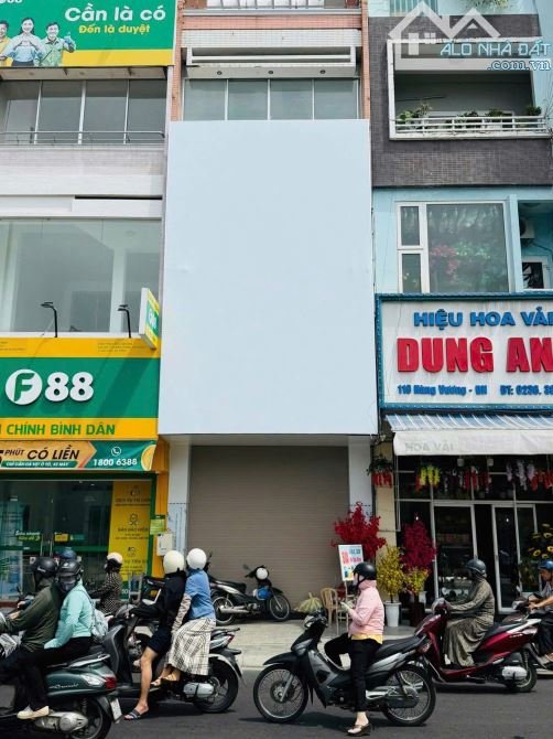 NHÀ 5 TẦNG MẶT TIỀN HÙNG VƯƠNG - NGAY TTTM LỚN NHẤT MIỀN TRUNG