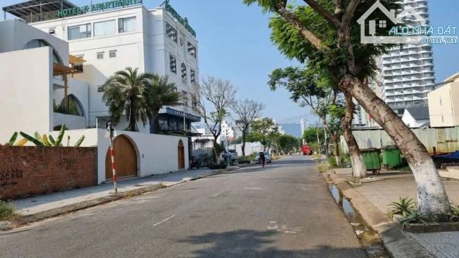 Cần bán 200m2 đất đường Phước Trường 1. Cách biển Mỹ Khê 100m