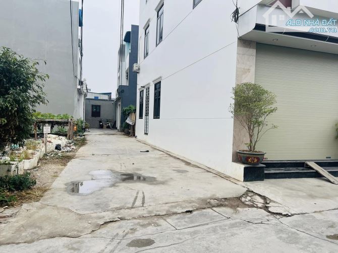 Ms Linh- Siêu đẹp lô đất 50m2 Lương Quán, Nam Sơn, An Dương xung quanh nhà xây ở kín
