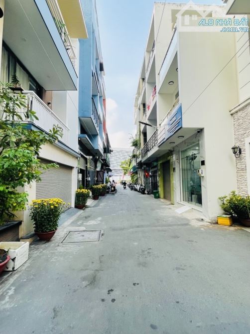 Bán nhà HXH, tiện kinh doanh, Khu VIP Bờ Bao Tân Thắng, Tân Phú,58m2, 5 tầng, giá 9,45 tỷ
