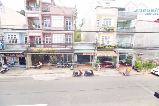 Bán nhà đất Đà Lạt,mặt tiền khu quy hoạch Mạc Đĩnh Chi, nằm trong trung tâm,81m2 giá 17,5T