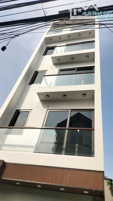 GIẢM SỐC_500Tr_Lô Góc_Bát Khối-Long Biên-Ô Tô ra vào-Nhà Mới Tiện nghi- Cạnh Đê Bát khối