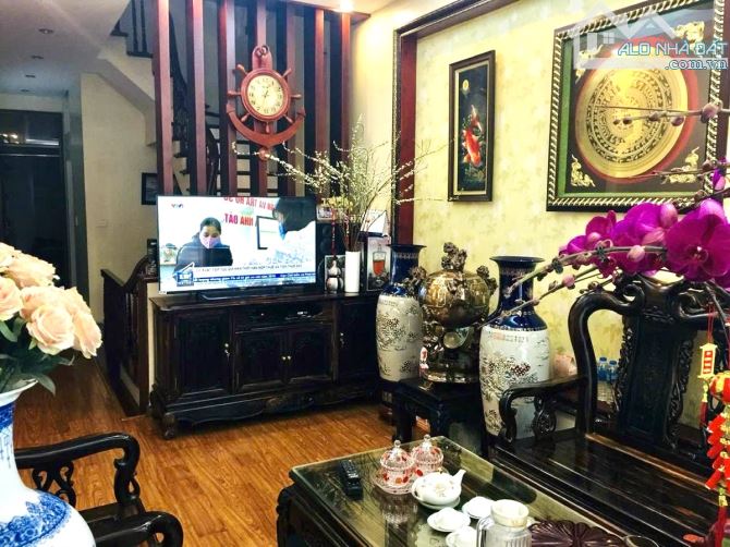 SIÊU PHẨM 5 TẦNG GỖ LIM BÓNG LOÁNG - CÁCH PHỐ Ô TÔ BÙI XƯƠNG TRẠCH CHỈ 20M - Ở NGAY
