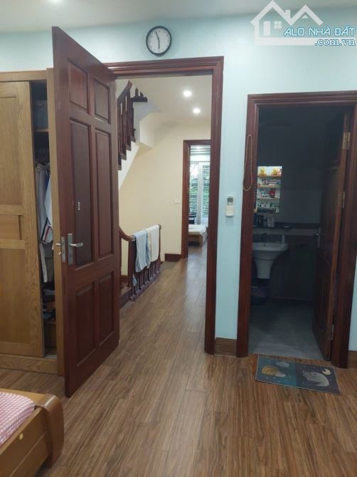 Bán LK  An Hưng, Hà Đông, 83m2 x MT 5m x Vỉa hè đá bóng, Phân lô, Dòng tiền  100tr/tháng.