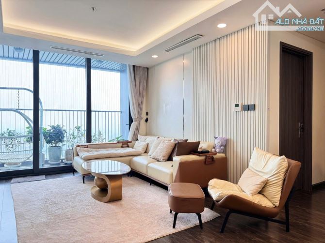 Bán căn hộ BRG Diamond Residence Lê Văn Lương 162m2 4pn 3vs 19,5 tỷ Căn góc, full NT