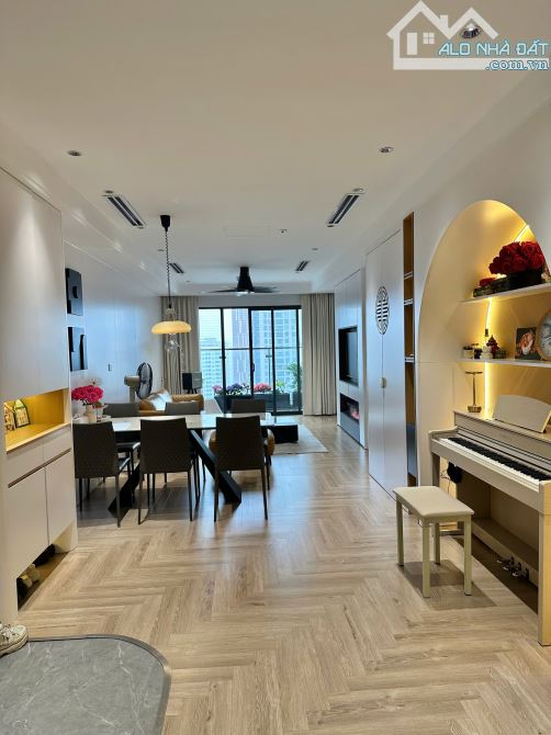 Bán Căn Hộ Imperia 203 Nguyễn Huy Tưởng DT 110,9m 3PN Full NT SĐCC, giá 10,5 tỷ ở luôn