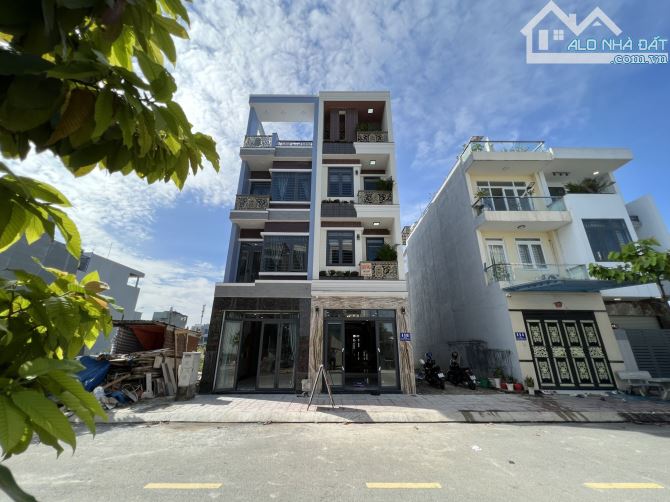 Bán nhà mới 1T3L 4x19m hoàn công, đường N1 KDC Phú Hồng Thịnh 9 p. Bình An