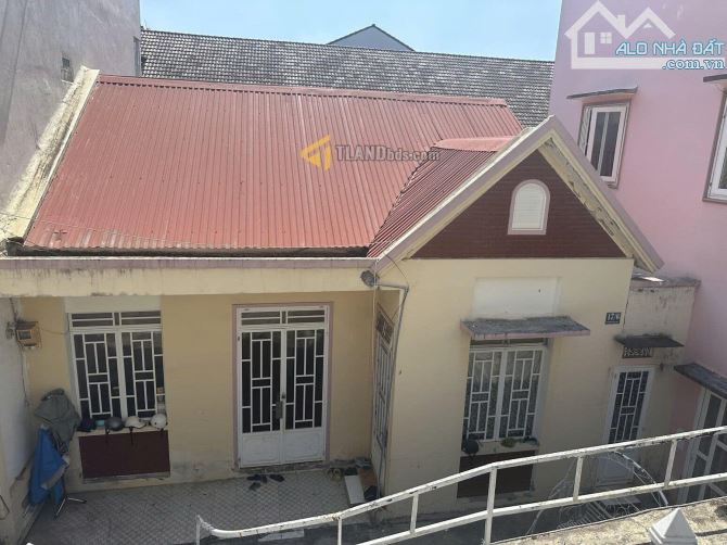 NHÀ LIÊN KẾ NGANG ĐẸP 9M ĐƯỜNG Ô TÔ 6M NGAY BỆNH VIỆN TỈNH LÂM ĐỒNG