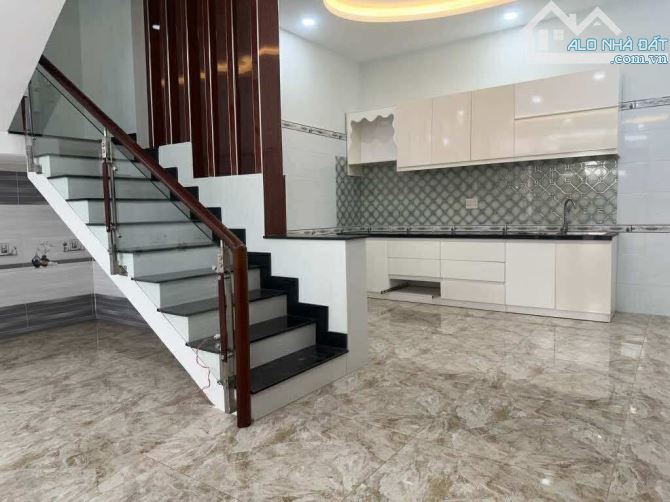 KHU VỰC HOT NGAY HƯƠNG LỘ 2 - NGANG KHỦNG 5M7 - ĐẦU TƯ SINH LỜI GIÁ CHỈ : 6 TỶ 3