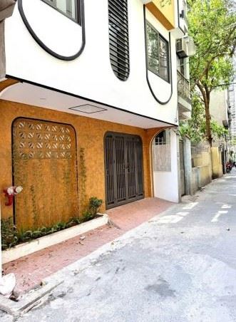 BÁN NHÀ TÂY HỒ, TÒA CHDVCC Ô TÔ TRÁNH CÓ VỈA HÈ PHỐ XUÂN LA, 80*8, MT7, 15 CHCC, HS100TR
