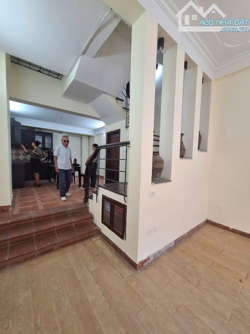 BÁN NHÀ 52M2 NGÕ Ô TÔ TRÁNH VŨ TÔNG PHAN, 2 MẶT THOÁNG, VỈA HÈ, SÁT PHỐ, KINH DOANH, 15.8T