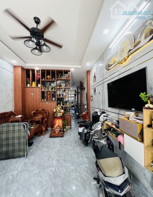 BÁN NHÀ HẺM XE HƠI LÊ TRỌNG TẤN, 4X17, 4 TẦNG, 6.9 TỶ TL