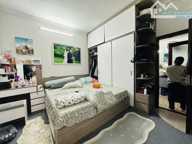 Bán Nhà Thái Hà, Gần Thái Thịnh, Cầu Vượt Láng Hạ, Hồ Thành Công, Đống Đa. 92 m2. 19 Tỉ