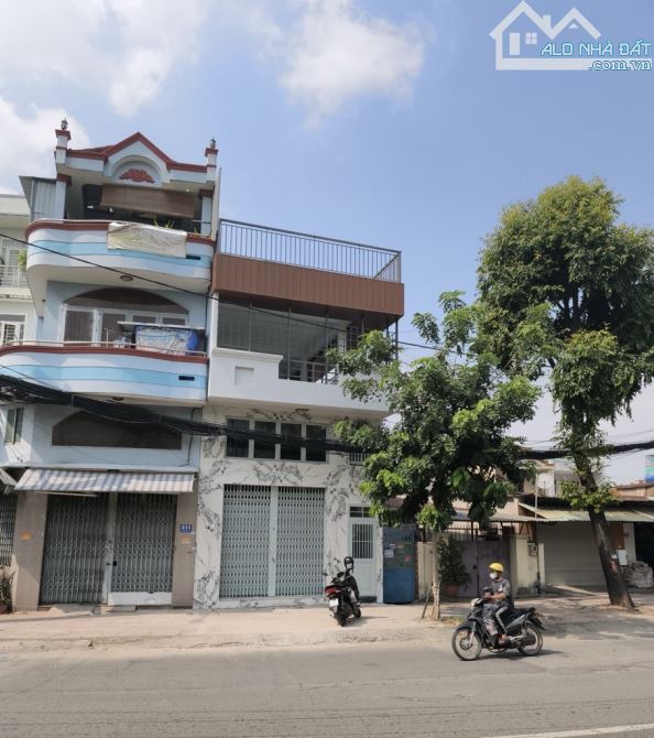 BÁN NHÀ MẶT TIỀN KINH DOANH MỌI NGÀNH NGHỀ, TÔ KÝ  QUẬN 12, DT 75M2 (5.3 NỞ HẬU8.9 ×11)