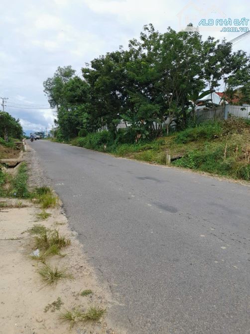 Cần bán đất mặt tiền đường Tỉnh Lộ 8 xã Khánh Đông, Khánh Vĩnh. DT 1156m2 có 200m2 thổ