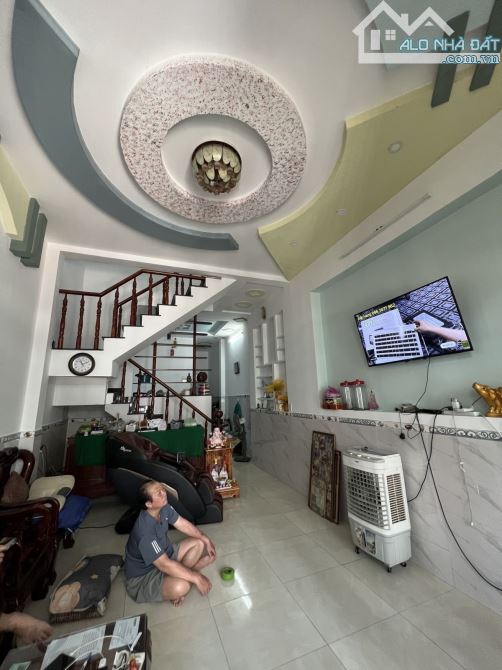 NHÀ 2 TẦNG HIỆP THÀNH 13 - 60M2 SHR PHÁP LÝ SẠCH - GIÁ 4T250