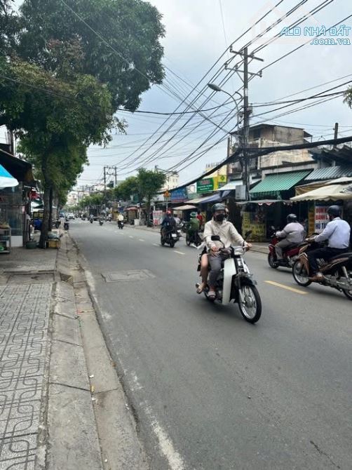 Nhà 4 tầng Mặt tiền đường NGUYỄN VĂN QUÁ phườngĐHT Q12 dt 98,3m2 Đường 12m THU NHẬP 25TR/T - 11