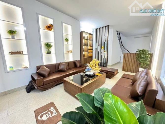 BÁN  NHÀ 43M²x 2T – PHỐ PHAN ĐÌNH PHÙNG – MẶT TIỀN 6.3M – GIÁ 6,7 TỶ - 1