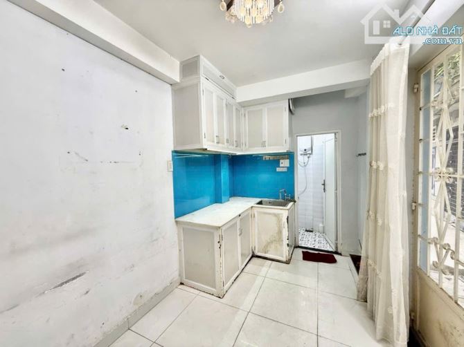 Bán nhà 3 tầng ngang 4.8m, Trần Bình Trọng, Phường 5, Bình Thạnh, giá nhỉnh 2 tỷ - 1