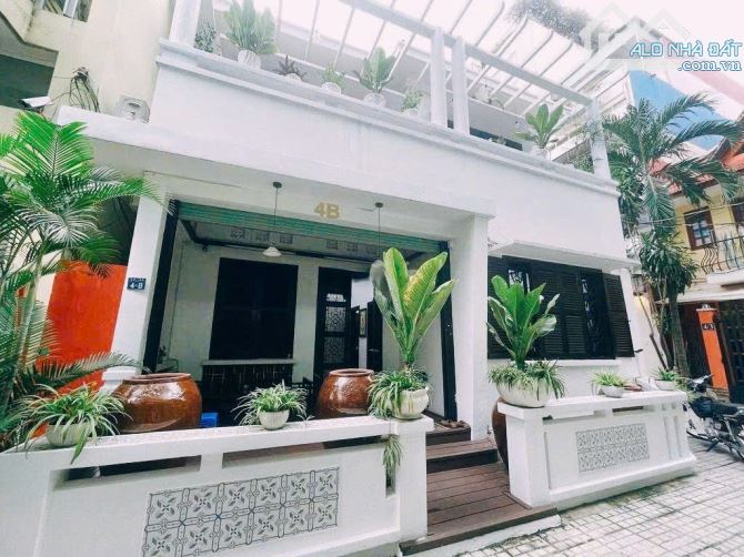 BIỆT THỰ MẶT TIỀN TRUNG TÂM QUẬN 1 – KHU VỰC PHAN KẾ BÍNH ĐẮC ĐỊA – GIÁ THUÊ CHỈ 70 TRIỆU - 1