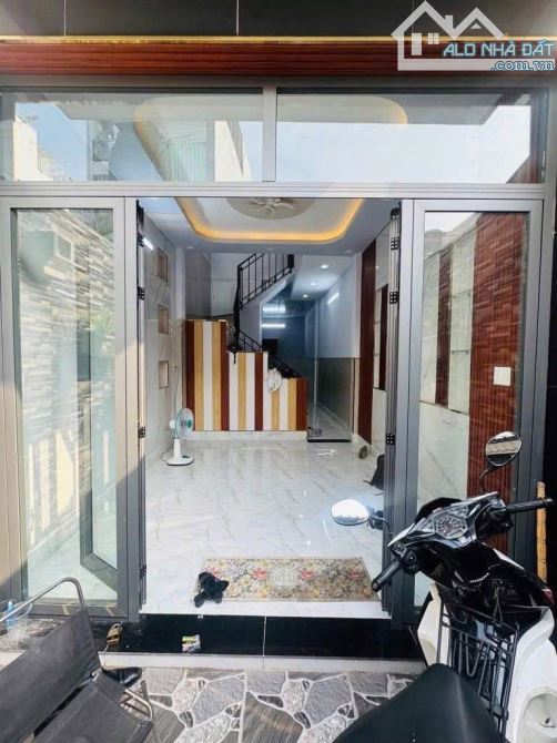 💥lQUẬN 6 - HẬU GIANG -  - 52M2 - HẺM Ô TÔ -- CHỈ HƠN 7 TỶ TL 💥  - DT 3.5x - 1